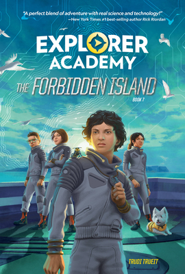 Explorer Academy: The Forbidden Island Front Cover